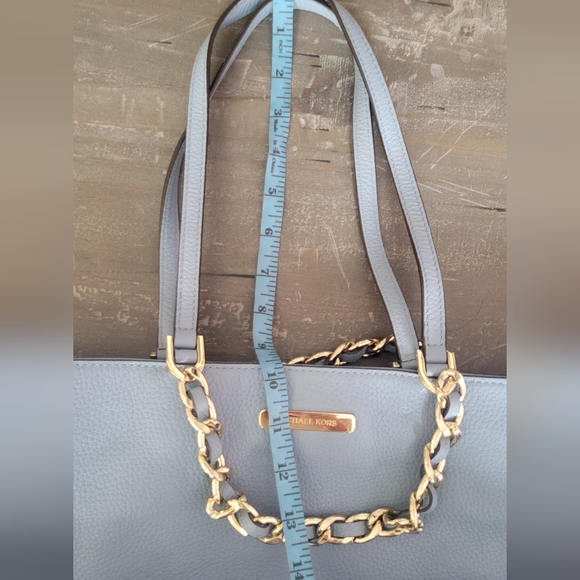 Michael Kors Harper Large East West Leather Tote - Picture 2 of 16